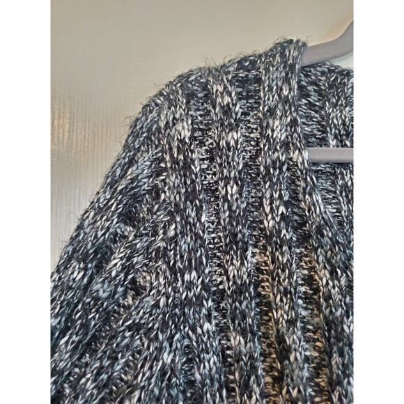 Chico's Grey Black Cable Knit Women's Soft Heavyweight Sweater, Size 3 (XL) - Picture 4 of 10